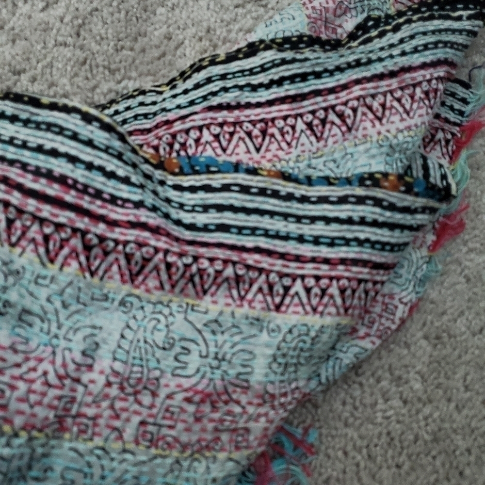 Colorful Beautiful Scarf - Picture 12 of 13